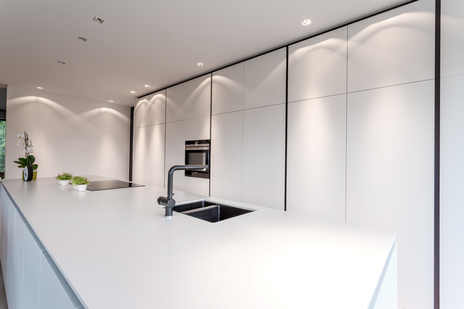 Inrichting van de keuken en de eetkamer Inrichting van de keuken en de eetkamer